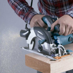 Compra Sierra Circular Makita HS6100 al mejor precio